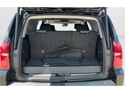 Used 2017 Chevrolet Tahoe LT w/ Luxury Package AWD/4WD image 12