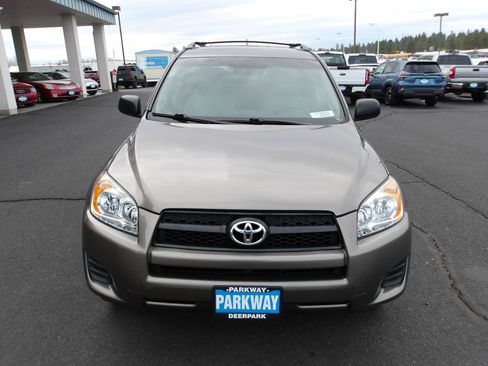 Used 2012 Toyota RAV4 LE w/ Upgrade Value Pkg image 8