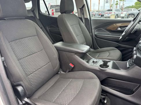 Used 2018 GMC Terrain SLE w/ Driver Convenience Package FWD image 14