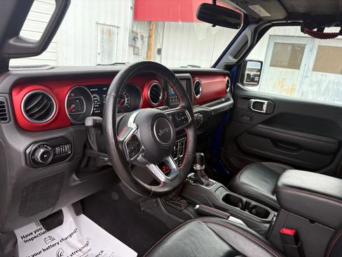 Used 2020 Jeep Wrangler Unlimited Rubicon w/ Cold Weather Group image 22