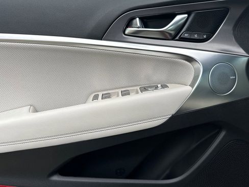 Used 2026 Genesis G70 3.3T Sport Prestige image 12