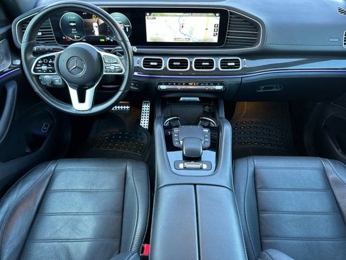 Used 2021 Mercedes-Benz GLS 580 4MATIC image 12
