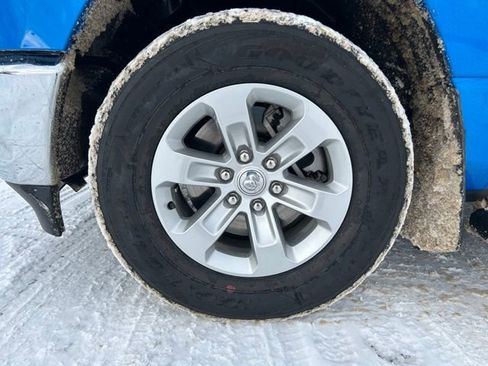 Used 2024 RAM 1500 Laramie image 11