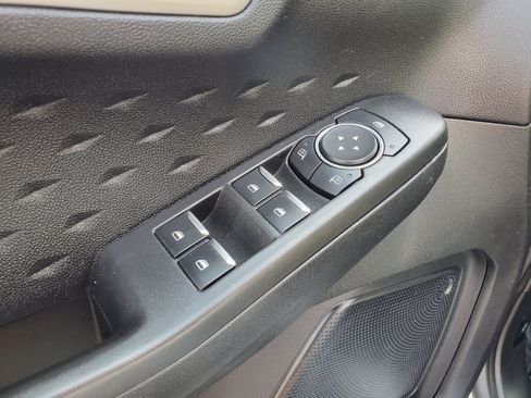 Used 2020 Ford Escape SE FWD image 11