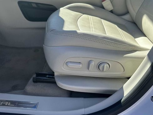 Used 2022 GMC Terrain Denali w/ Denali Premium Package image 24