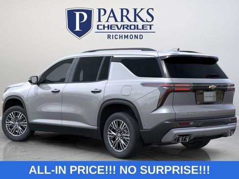 New 2026 Chevrolet Traverse LT w/ Driver Confidence Package AWD/4WD image 6