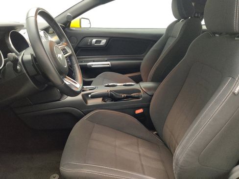 Used 2018 Ford Mustang Coupe w/ Equipment Group 101A RWD image 17