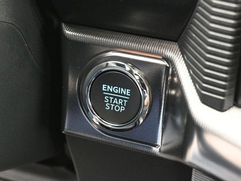 Used 2025 Ford F150 Platinum w/ Equipment Group 702A High AWD/4WD image 15