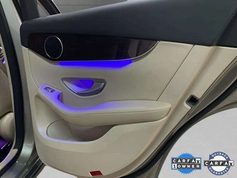 Used 2021 Mercedes-Benz GLC 300 image 76