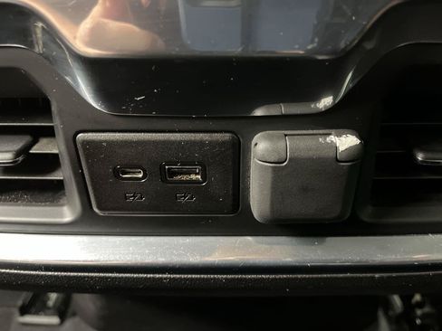 Used 2019 GMC Sierra 1500 SLT w/ SLT Convenience Package AWD/4WD image 12