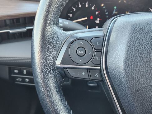 Used 2019 Toyota Avalon XLE image 33