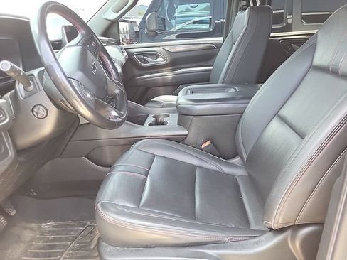 Used 2022 Chevrolet Tahoe RST w/ Luxury Package AWD/4WD image 4
