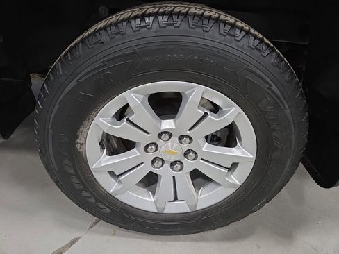 Used 2022 Chevrolet Colorado LT w/ Fleet Safety Package image 10