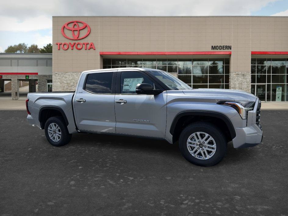 New 2026 Toyota Tundra SR5 w/ SR5 Premium Package AWD/4WD image 2