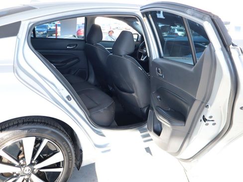 Used 2022 Nissan Altima 2.5 SV FWD image 33