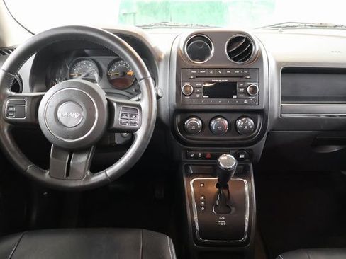 Used 2016 Jeep Patriot Sport w/ Power Value Group FWD image 12