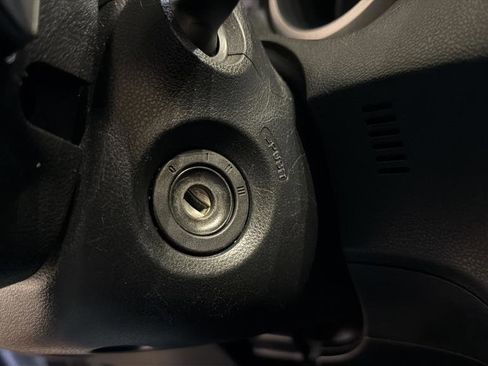 Used 2010 Honda Fit Sport image 24