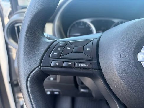 Used 2025 Nissan Kicks Play S FWD image 19