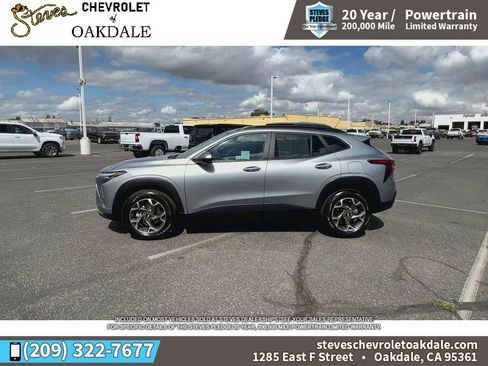 Certified 2024 Chevrolet Trax LT w/ Sunroof Package image 7