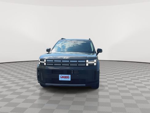 Used 2025 Hyundai Santa Fe SEL FWD image 3