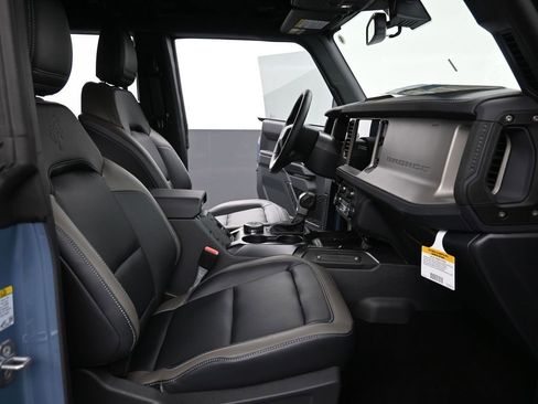 New 2025 Ford Bronco Outer Banks image 27