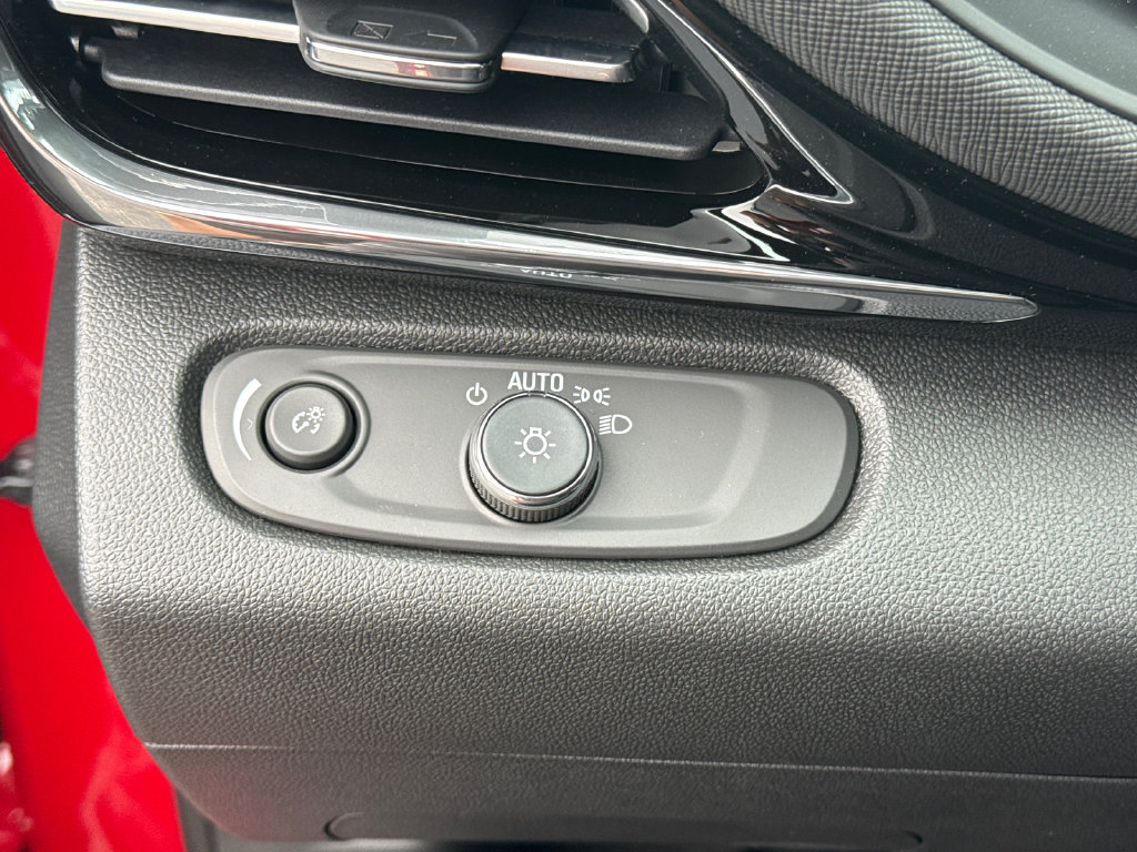 New 2026 Buick Envista Sport Touring w/ Convenience I Package FWD image 19