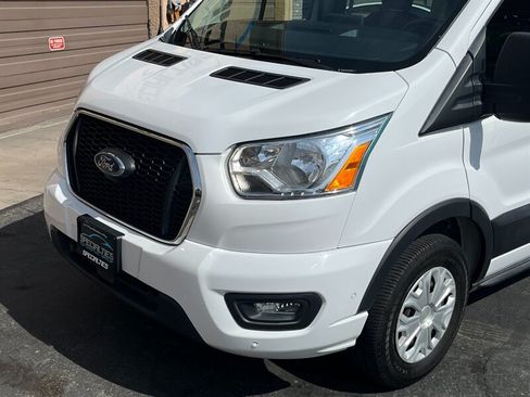 Used 2022 Ford Transit 350 XLT RWD image 11