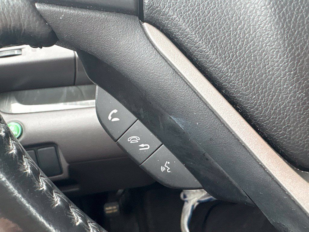 Used 2012 Honda CR-V EX-L image 16