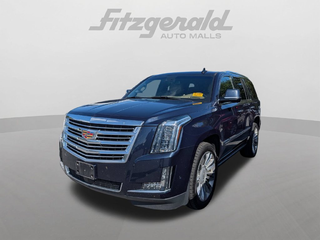 Used 2019 Cadillac Escalade Platinum AWD/4WD image 3