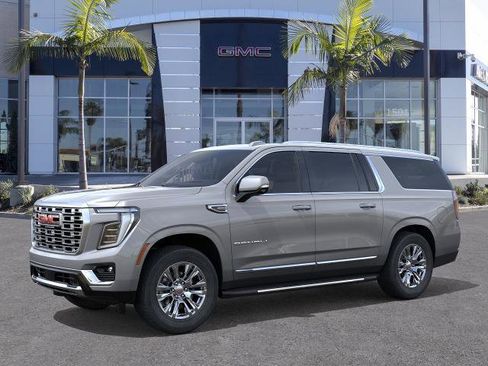 Used 2026 GMC Yukon XL Denali AWD/4WD image 2