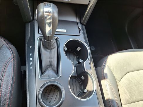 Used 2019 Ford Explorer XLT w/ Equipment Group 202A image 15