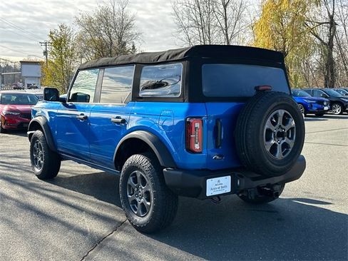 Used 2022 Ford Bronco Big Bend image 2