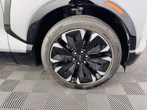 Used 2024 Chevrolet Blazer EV RS AWD/4WD image 34