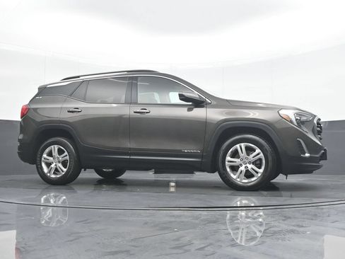 Used 2020 GMC Terrain SLE w/ Driver Convenience Package AWD/4WD image 31