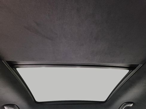 Used 2024 Genesis GV70 3.5T Sport w/ Sport Advanced Package image 25