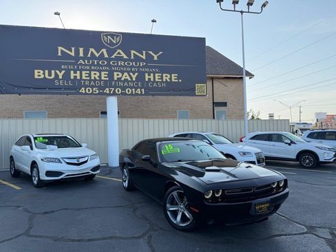 Used 2015 Dodge Challenger SXT w/ Super Sport Group (SS/T) RWD image 33