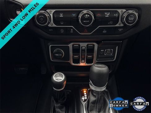 Used 2025 Jeep Gladiator Sport image 20