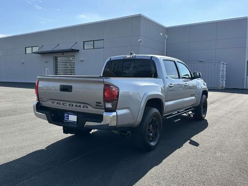 Used 2020 Toyota Tacoma SR5 image 25