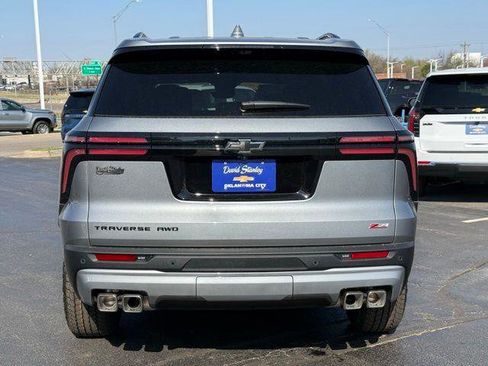 New 2026 Chevrolet Traverse Z71 w/ Driver Confidence Package image 9