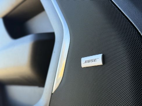 Used 2021 Chevrolet Suburban Premier image 11