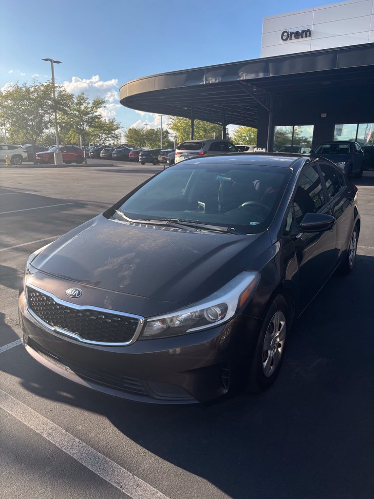 Used 2017 Kia Forte LX FWD image 1