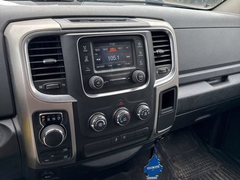 Used 2017 RAM 1500 Classic SLT AWD/4WD image 13