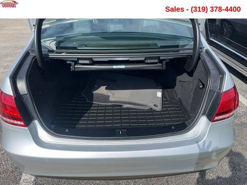 Used 2016 Mercedes-Benz E 350 4MATIC Sedan image 20