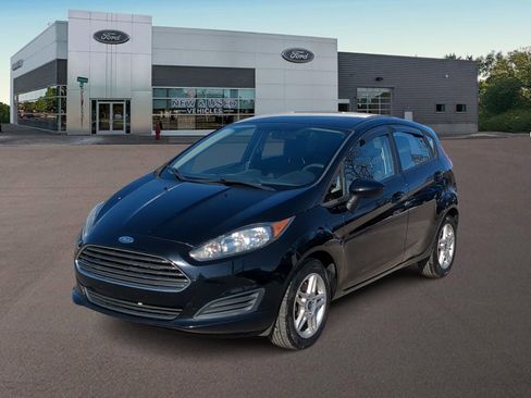 Used 2018 Ford Fiesta SE image 5