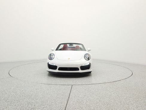 Used 2016 Porsche 911 4 Cabriolet AWD/4WD image 2