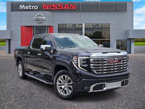 Used 2022 GMC Sierra 1500 Denali AWD/4WD image 1