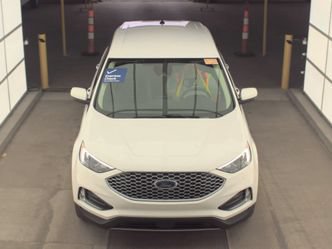 Used 2024 Ford Edge SEL w/ Convenience Package AWD/4WD image 2
