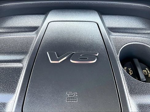 Used 2021 Jeep Grand Cherokee Laredo X AWD/4WD image 32