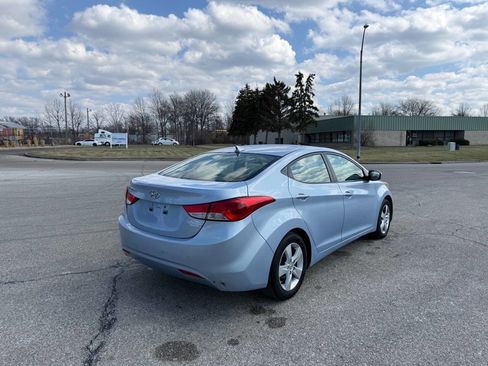Used 2012 Hyundai Elantra GLS w/ Preferred Pkg 3 image 4
