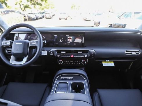 New 2026 Hyundai Palisade SEL Premium w/ Tow & Go Package FWD image 13